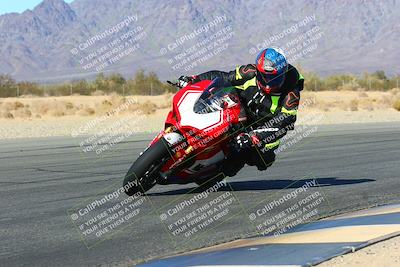 media/Jan-08-2022-SoCal Trackdays (Sat) [[1ec2777125]]/Turn 6 Inside (1pm)/